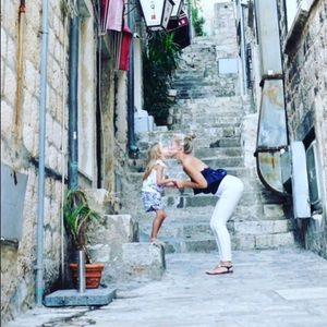 Meet your Posher, Renata